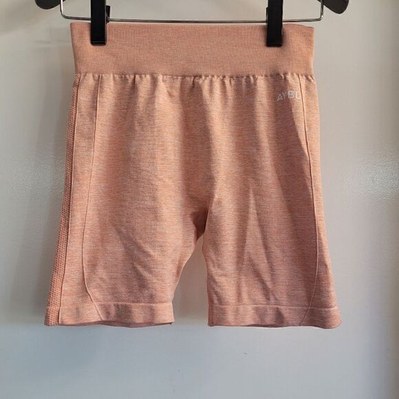 Aybl motion seemless cycling shorts - Picture 3 of 7